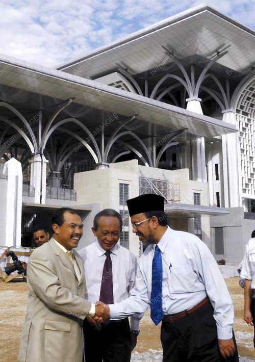 JAMIL KHIR BAHAROM