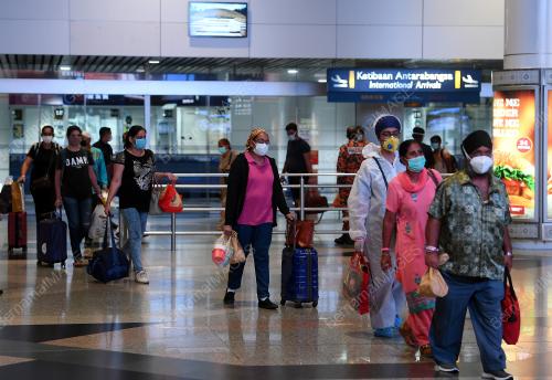 MISI KEMANUSIAAN MEMBAWA BALIK RAKYAT MALAYSIA DARI INDIA