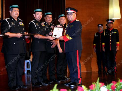 PTJ01_18082017_PERHIMPUNAN