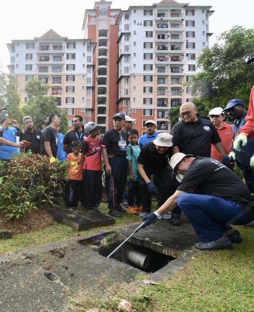 PTJ01_18112018_GOTONG_ROYONG