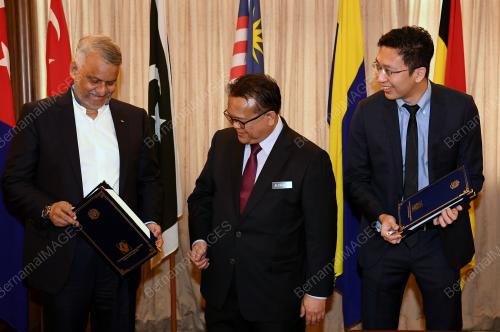 DATUK ALEXANDER NANTA LINGGI