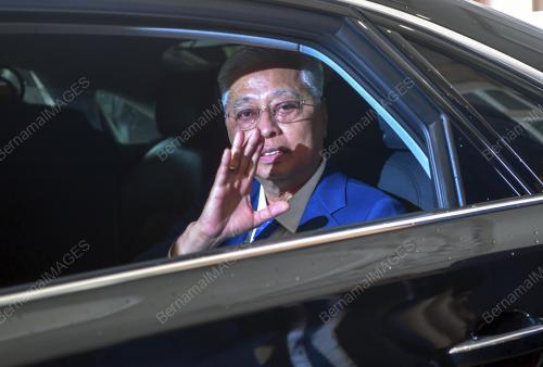 DATUK SERI ISMAIL SABRI YAAKOB