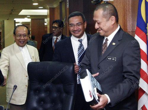 ISA, MEDIA DAN ISU-ISU SEMASA