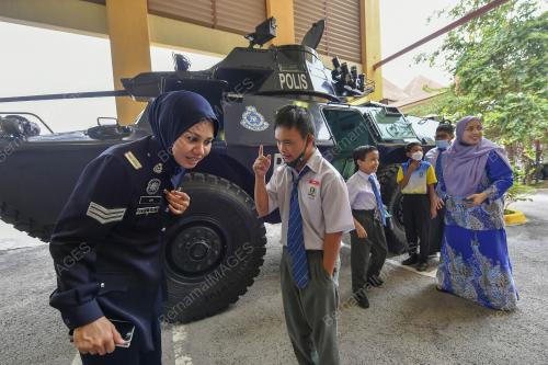 SEKOLAHKU SEJAHTERA: SEPAKAT DAN SELAMAT