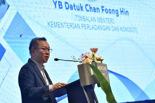 DATUK CHAN FOONG HIN