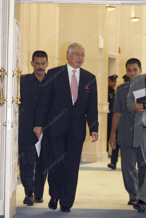 MOHD NAJIB TUN ABDUL RAZAK