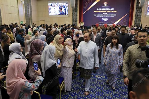 DATUK SERI ANWAR IBRAHIM