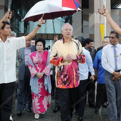 DATUK SERI NAJIB TUN RAZAK