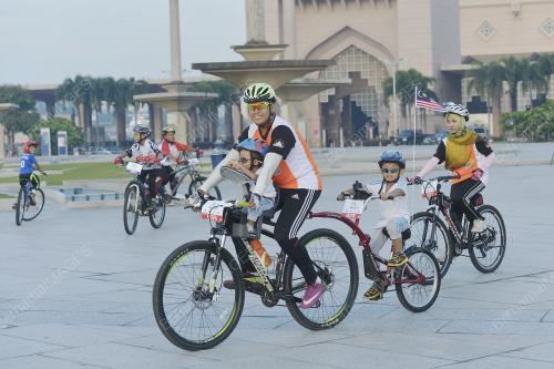 PTJ01_20122014_CC1M_BIKE