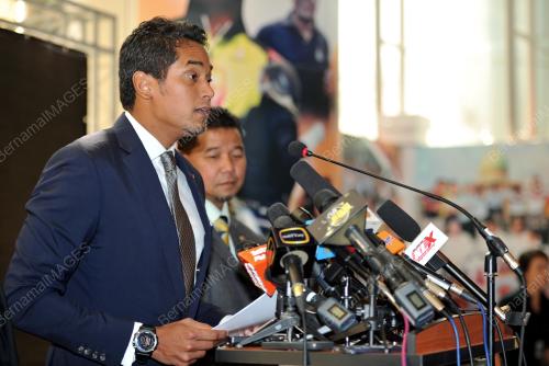 PTJ01_21032016_KHAIRY