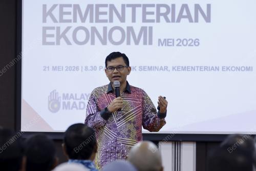 AKMAL NASRULLAH MOHD NASIR