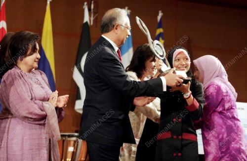 DATUK SERI NAJIB TUN RAZAK