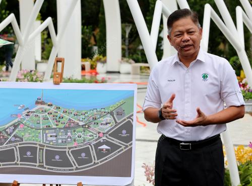 DATUK FADLUN MAK UJUD