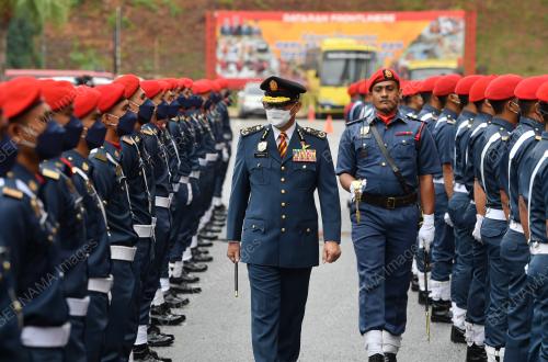 DATUK SERI MOHAMMAD HAMDAN WAHID