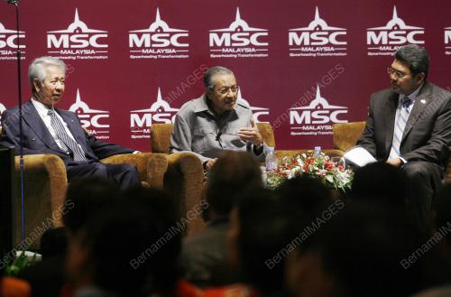 MAHATHIR MOHAMAD