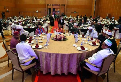 DATUK SERI JAMIL KHIR BAHAROM