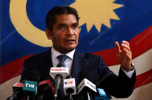DATUK DR RADZI JIDIN
