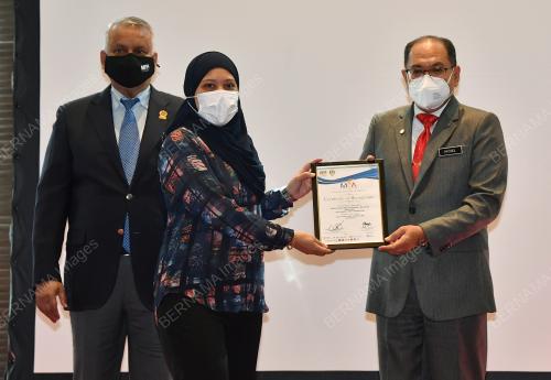 DATUK SERI HASNOL ZAM ZAM AHMAD