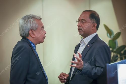 DATUK SERI DR ZAMBRY ABDUL KADIR