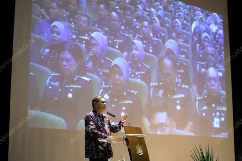 DATUK SERI SAIFUDDIN NASUTION ISMAIL