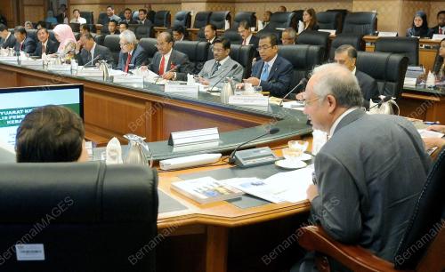 DATUK SERI NAJIB TUN RAZAK