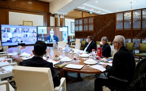 DATUK SERI ISMAIL SABRI YAAKOB