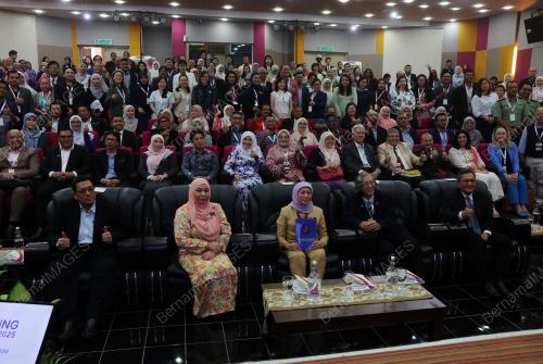 DATUK SERI NANCY SHUKRI