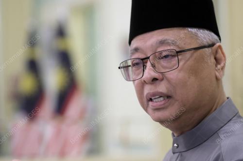 DATUK SERI ISMAIL SABRI YAAKOB