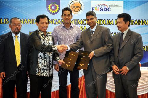 PTJ01_25062015_IKBN
