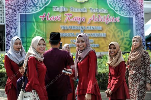 PTJ01_25062017_AIDILFITRI