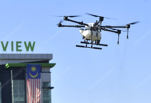 PELANCARAN DRON UNTUK PERTANIAN