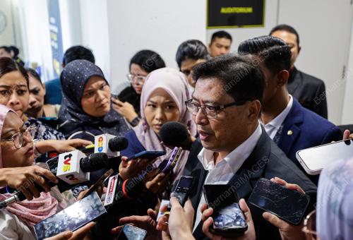 TAN SRI AZAM BAKI