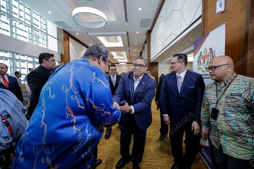 TAN SRI SHAMSUL AZRI ABU BAKAR