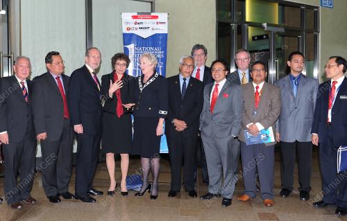 PTJ01_27022012_FORUM_NEEF