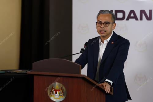 DATUK FAHMI FADZIL