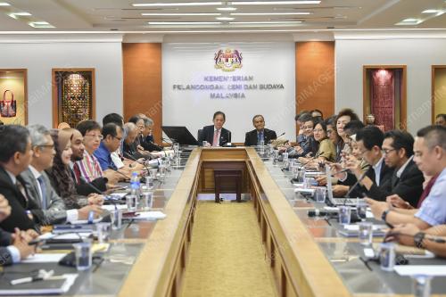 DATUK MOHAMADDIN KETAPI