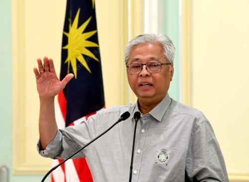 DATUK SERI ISMAIL SABRI YAAKOB