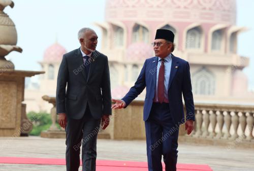 DATUK SERI ANWAR IBRAHIM