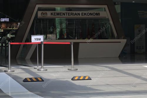 TINJAUAN DI KEMENTERIAN EKONOMI