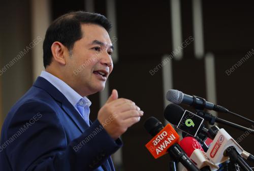 RAFIZI RAMLI
