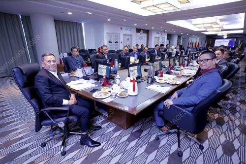 DATUK SERI RAMLAN HARUN