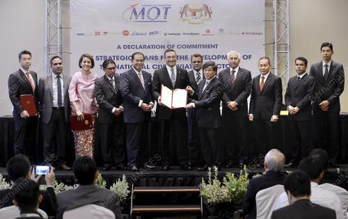 PTJ01_29012014_PENERBANGAN