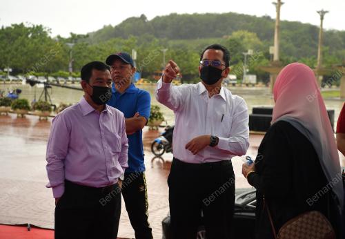 DATUK SERI MOHAMMAD MENTEK