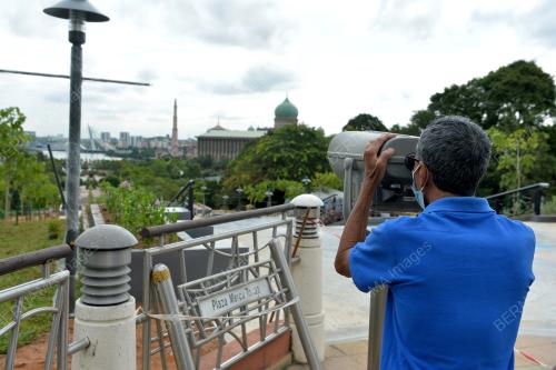 PUTRAJAYA STEPS
