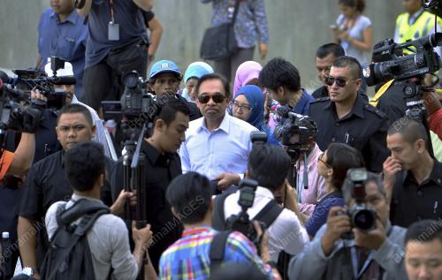 PTJ01_29102014_ANWAR