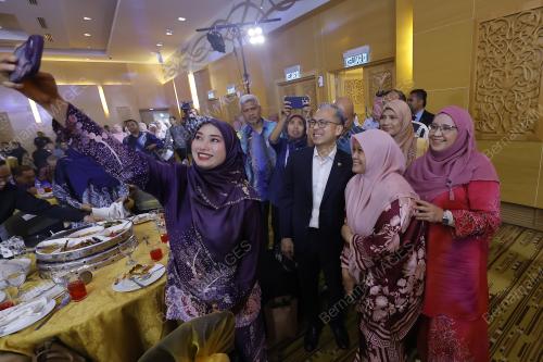DATUK FAHMI FADZIL