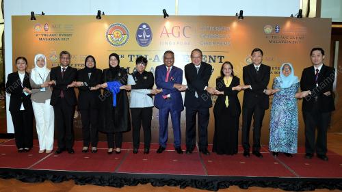 PTJ01_29112017_PERSIDANGAN