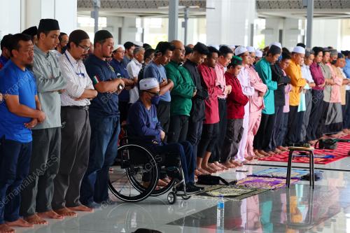 SOLAT JUMAAT DAN SOLAT HAJAT