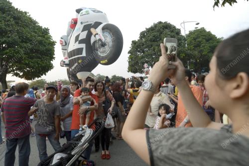 PTJ01_30032014_FIESTA_BELON