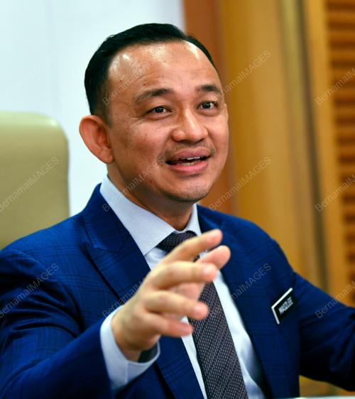 PTJ01_30042019_MASZLEE